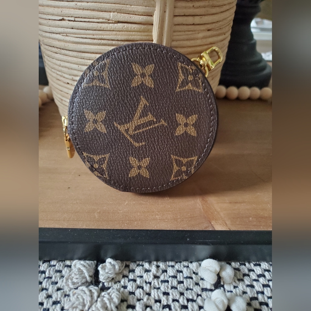 Coin pouch- non authentic